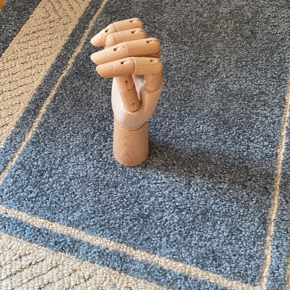 Wooden Hand Bendable Finger Display Mannequin - Picture 7 of 12
